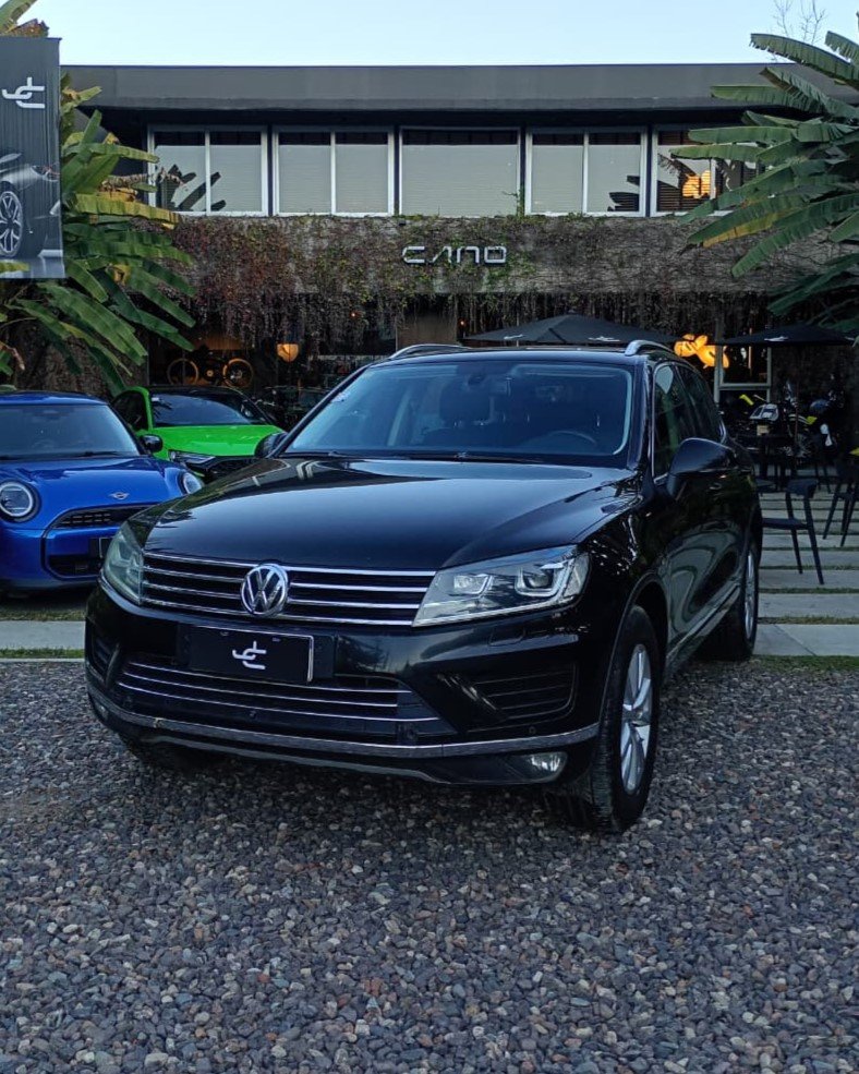 Volkswagen Touareg Sport
